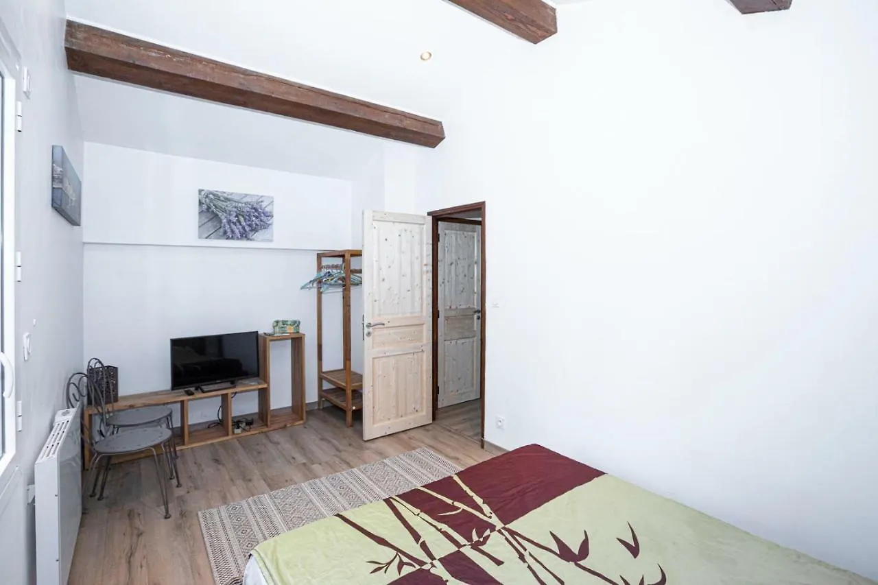 Le Clos Zinou 朗贝斯克 公寓